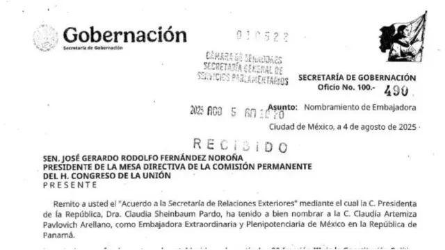 Oficio por el que se nombra a Claudia Pavlovich como Embajadora de Panamá