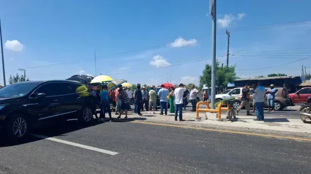 Manifestantes Bloquean Carretera Tampico-El Mante