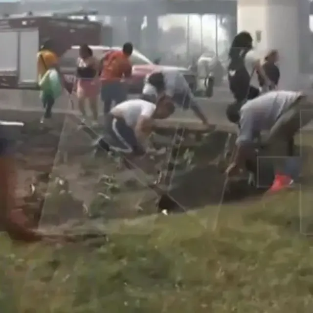 Así Ayudaron Vecinos en Explosión de Pipa en Puente Concordia