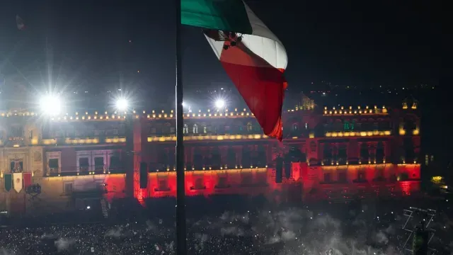 Ambiente en el Zócalo de la CDMX, en fiestas patrias 2025. Foto: N+