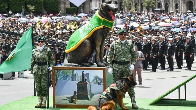 Binomios caninos también participaron en el evento. Foto: Cuartoscuro