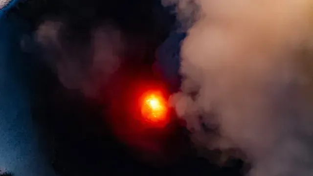 Captan en fotografías el interior del volcán Popocatépetl. Foto: X @Santiago_Arau
