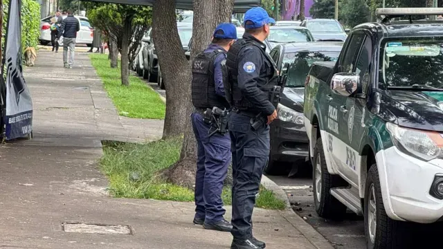 Operativo policial en Polanco tras asesinato de Miguel de la Mora. Foto: N+