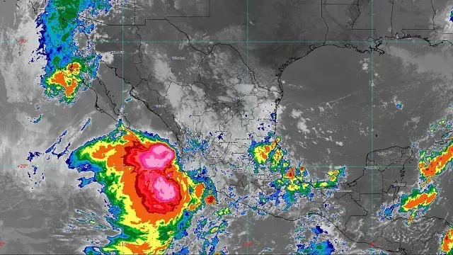 La tormenta Raymond se desplaza frente a las costas de México. Foto: SMN