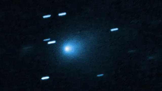 Cometa 3I/ATLAS fotografiado por el telescopio Hubble