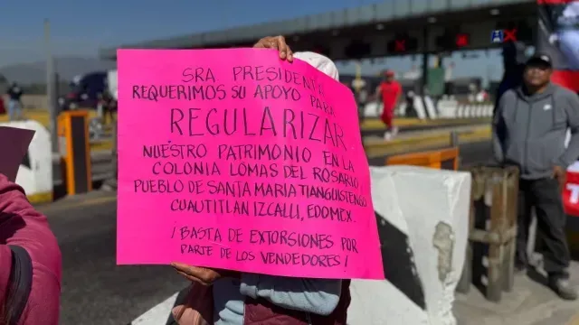 Protesta en la caseta de Tepotzotlán.