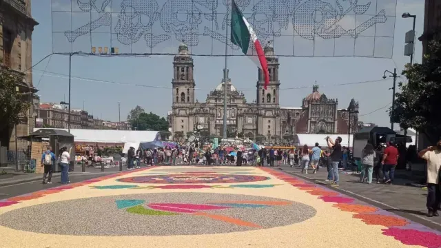 Cuándo y A Qué Hora Encienden Alumbrado de Día de Muertos del Zócalo CDMX: Así Será