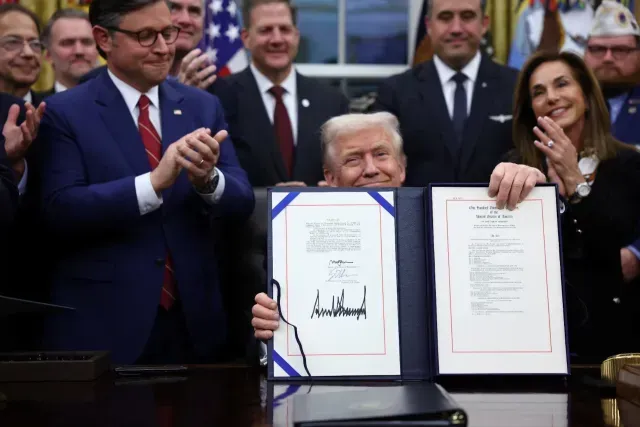 Momento en que Donald Trump puso fin al shutdown del gobierno