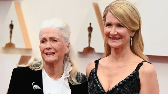 Diane Ladd y Laura Dern hicieron historia al ser las únicas madre e hija en ser nominadas a un Óscar por la misma película