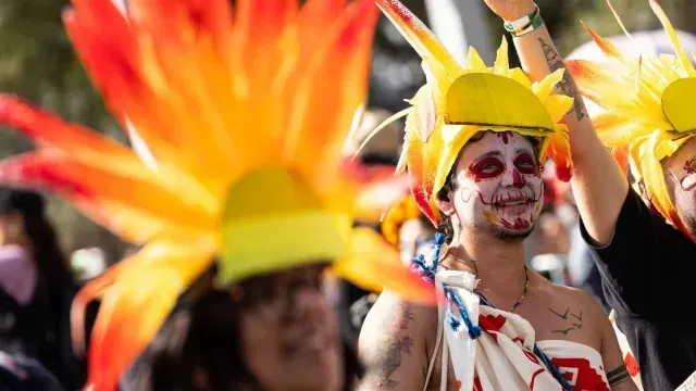 El desfile estuvo compuesto por nueve bloques