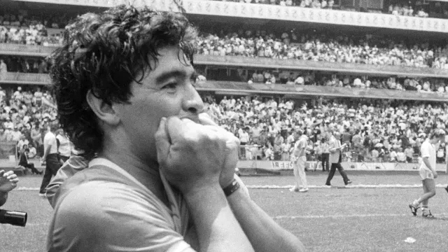 Maradona celebra uno de sus goles ante Inglaterra en el Mundial de 1986. Foto: Eduardo Longoni