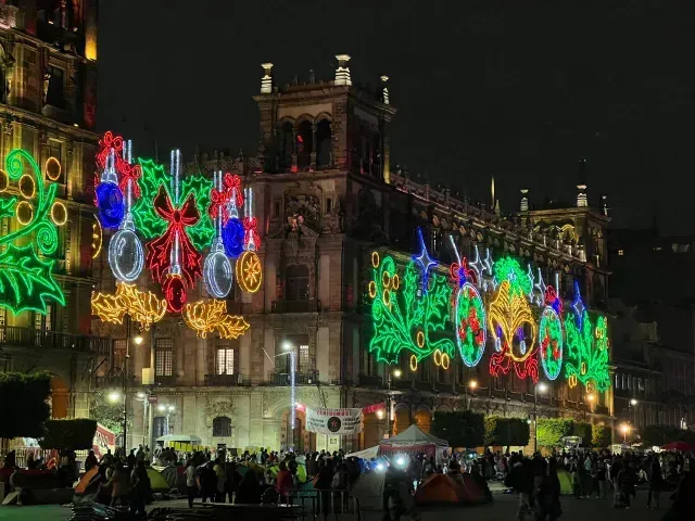 Iluminado navideño 2025 en CDMX. Foto: N+