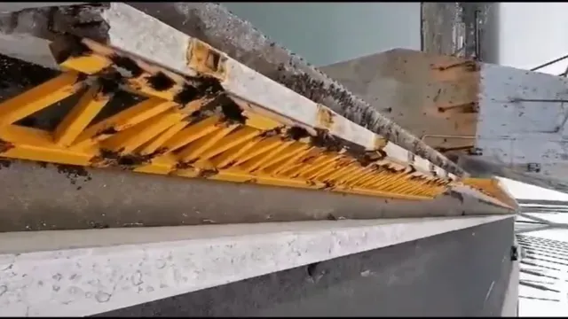 Casi 3 metros del barandal del Puente Tampico cayeron tras los fuertes vientos del frente frío número 25