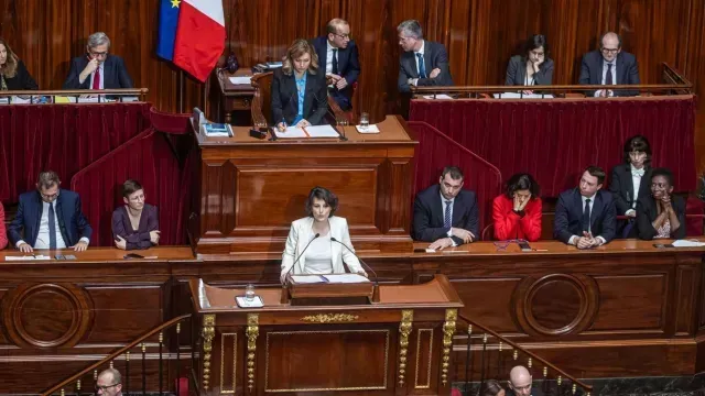 Parlamento francés vota para consagrar el derecho al aborto en la Constitución. Foto: EFE