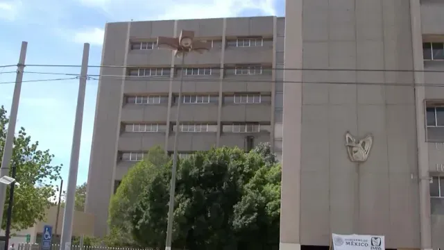 Personas-Quedan-Atrapadas-en-Elevador-del-IMSS