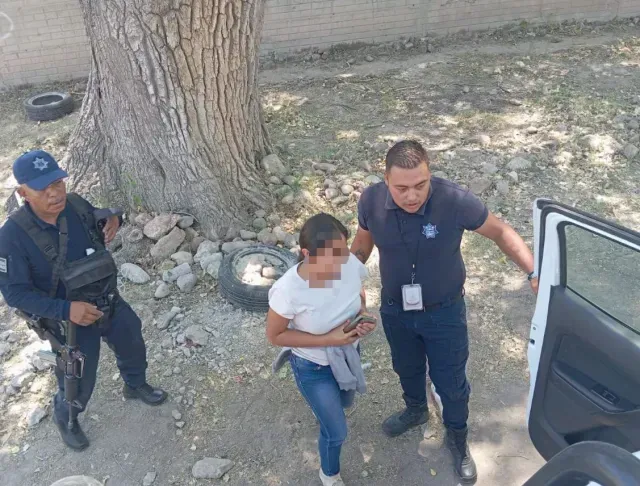 Niña Sale a Llevarle Lonche a su Hermano a la Escuela y Desaparece