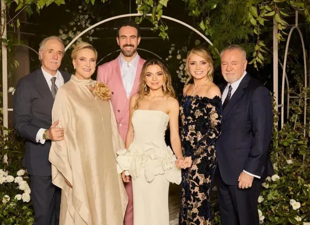 Sofía Castro y su familia en la boda con Pablo Bernot