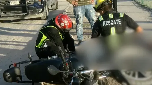 Una Mujer Resultó con una Posible Fractura en Accidente Vial de Ciudad Juárez
