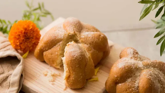 Este es el Significado del Famoso 'Pan de Muerto'. Foto: Ilustrativa Canva