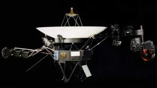 Ilustración de la sonda Voyager 1, lanzada por la NASA en 1977