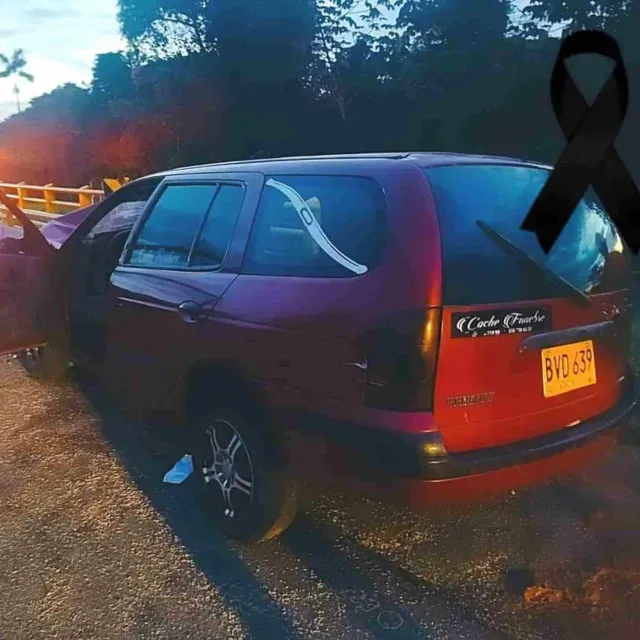 Chofer de Carroza Fúnebre Muere al Chocar Durante el Traslado de un Cuerpo