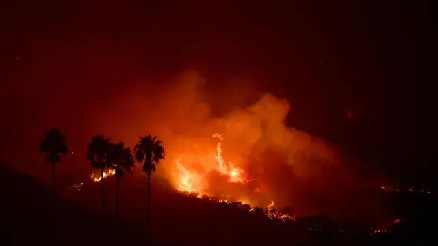 Galería Incendio Forestal Franklin en Malibú, California, Estados Unidos