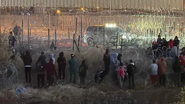 Disparan Gas Lacrimógeno a Migrantes que Intentaron Cruzar a Estados Unidos
