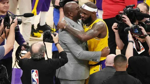 LeBron James hace historia en la NBA
