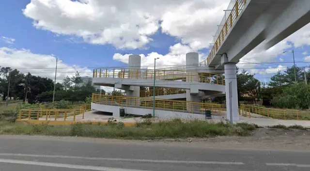 Puente peatonal visto desde Google Maps