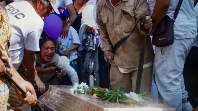 Así dieron el último adiós a Lesly Martínez Colín. Foto: Cuartoscuro