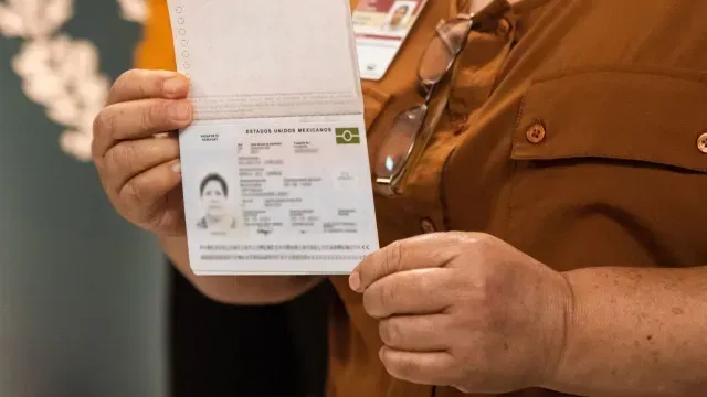 El pasaporte mexicano puede tener una vigencia de 3, 6 o hasta 10 años.