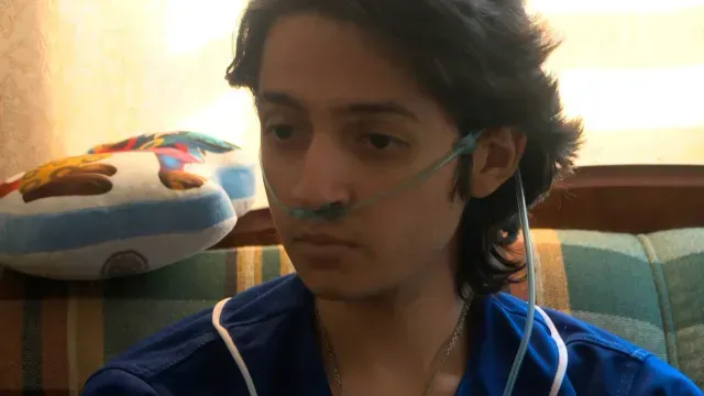 edgar pide apoyo para cirugia