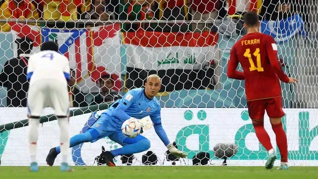 España derrota 7-0 a Costa Rica