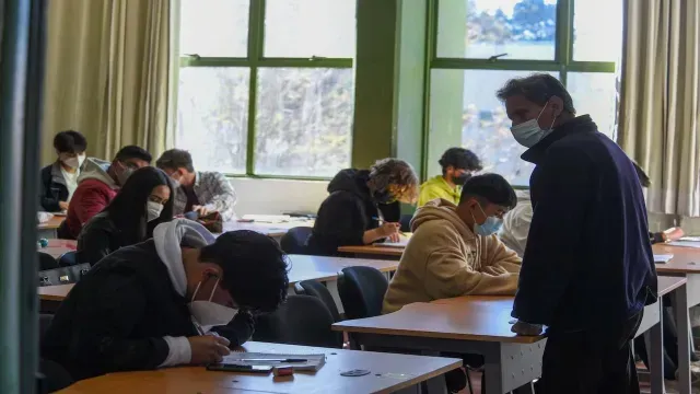 Alumnos a partir de tercero de primaria podrían volver a reprobar.