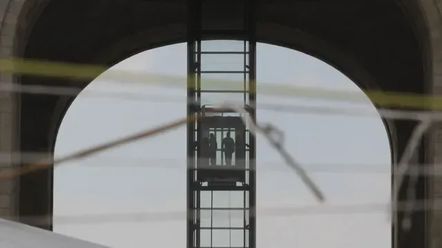 Elevador que está en el Monumento a la Revolución