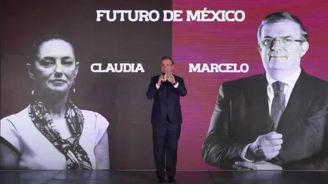 Marcelo Ebrard en conferencia el 16 de agosto de 2023