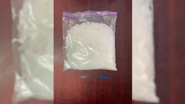 Dosis de metanfetamina decomisada a dos jóvenes en Mexicali, BC. Foto: DSPM