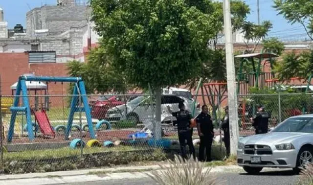 Niña de 5 Años Muere al Caer de Resbaladilla en Escuela de Querétaro