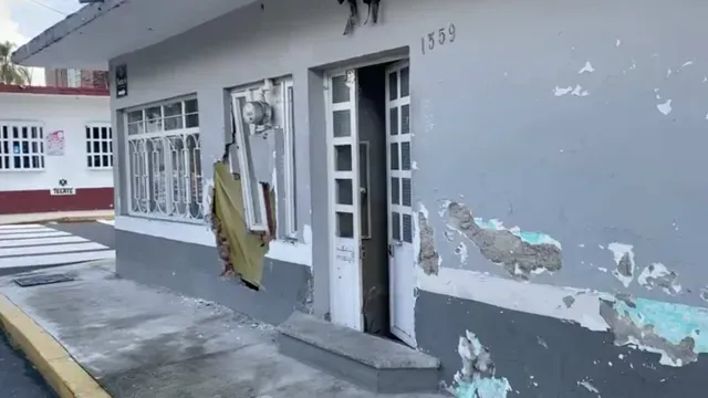 Vehículo Particular se Impacta Contra Vivienda en Orizaba