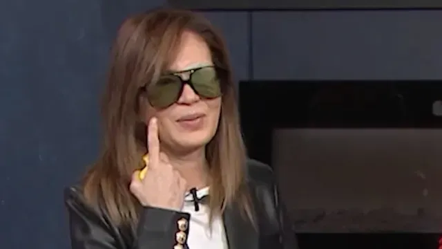 Yolanda Andrade en su programa de televisión