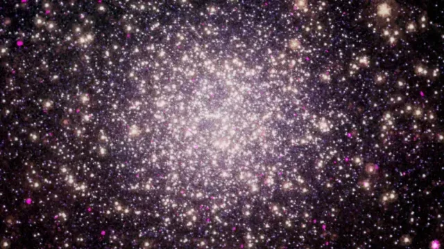 Cúmulo de Omega Centauri visto por el observatorio Chandra