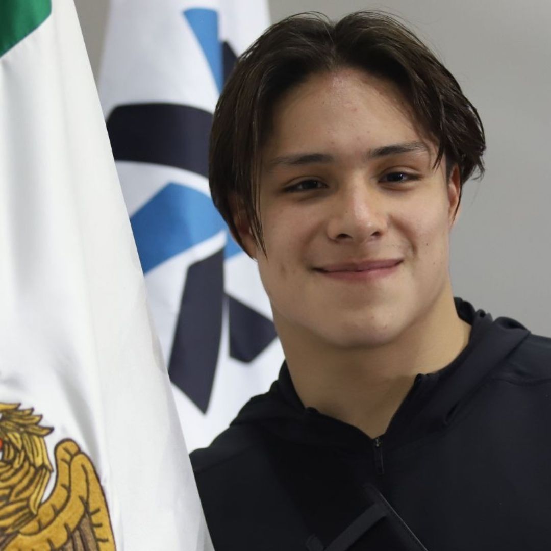 ¡Otra Medalla! Osmar Olvera Gana el Bronce en la Superfinal de la Copa del Mundo de Clavados