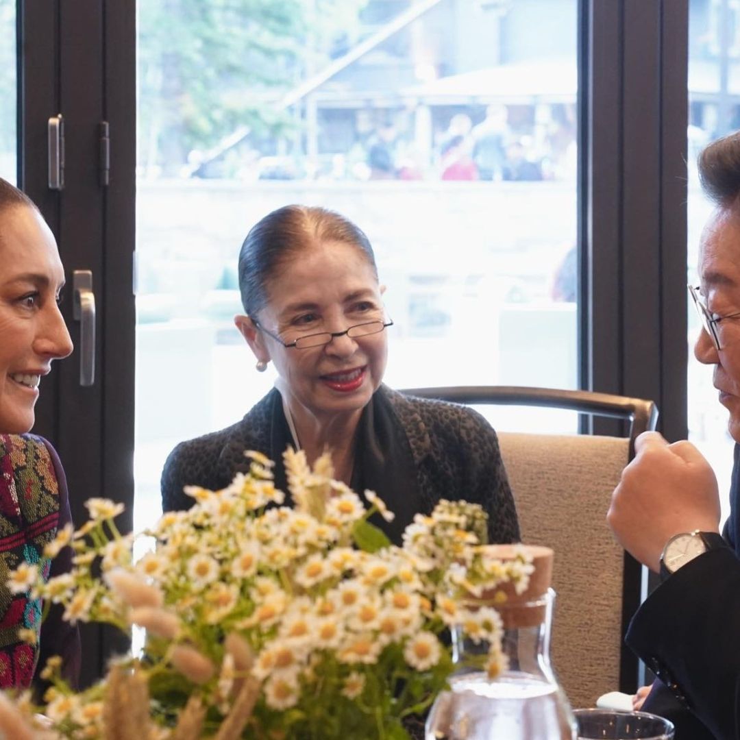 Sheinbaum Habla con Presidente de Corea del Sur de BTS, Energía y Economía; Él Visitará México.