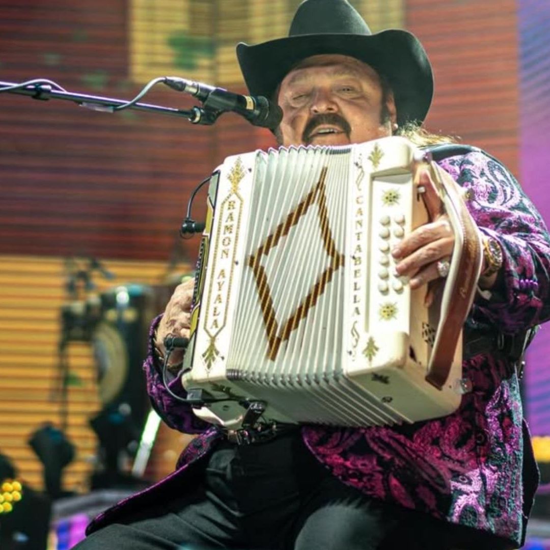 Ramón Ayala Jr. es Demandado por Exmiembros de 'Bravos del Norte' por Presuntos Ataques Sexuales