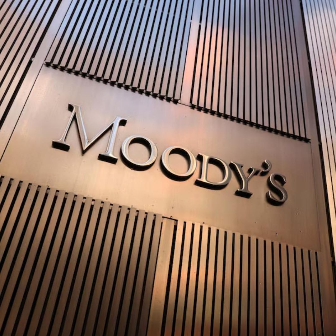 Moody's Rebaja Calificación Crediticia de México y Cambia Panorama a "Estable"