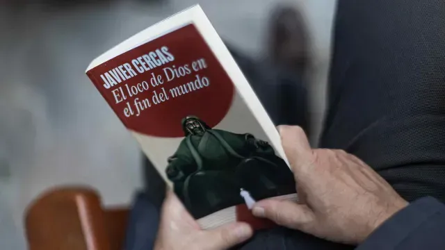 Javier Cercas habla de El Loco de Dios en el fin del mundo