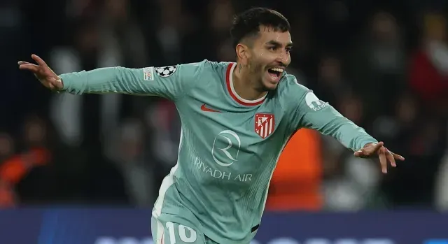 Correa fue el héroes de los Colchoneros. Foto AFP
