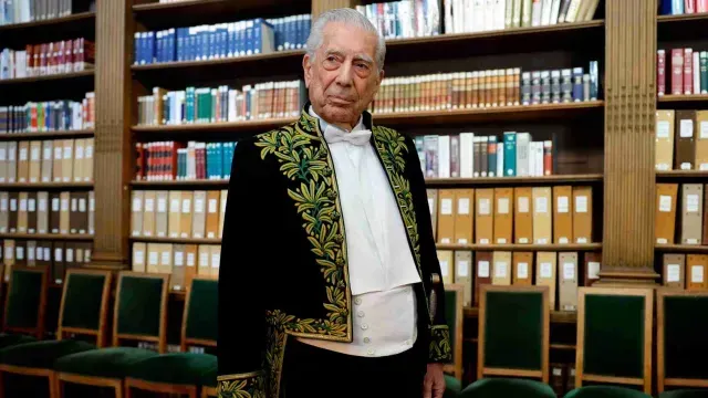 Mario Vargas Llosa, primer escritor hispano en la Academia Francesa