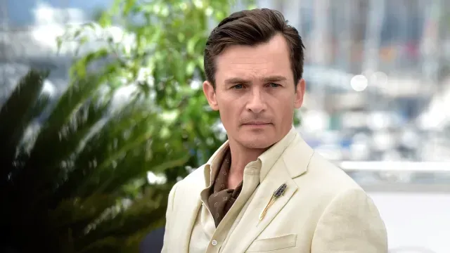 Rupert Friend participó recientemente en 'Asteroid City'. Foto: AP