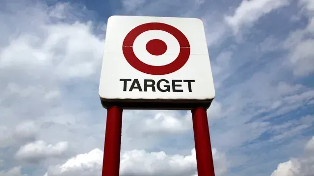 Letrero del supermercado Target en Canadá
